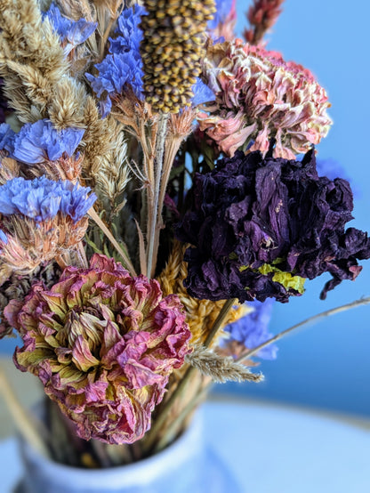 Small Vase Dried Flower Arrangement