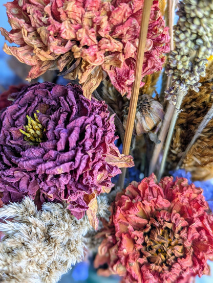 Small Vase Dried Flower Arrangement